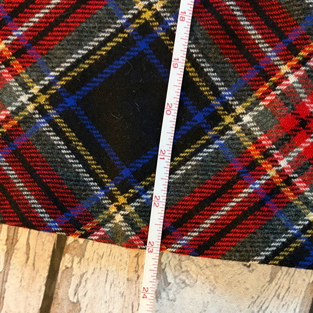 L.L. Bean Red and Black Plaid A-Line Skirt - Sz 10 - Picture 16 of 16